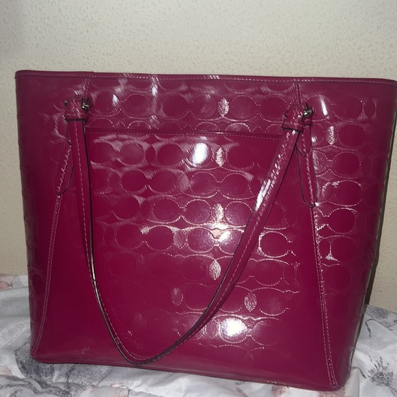 Coach Authentic Fusia Tote Bag - Picture 3 of 4